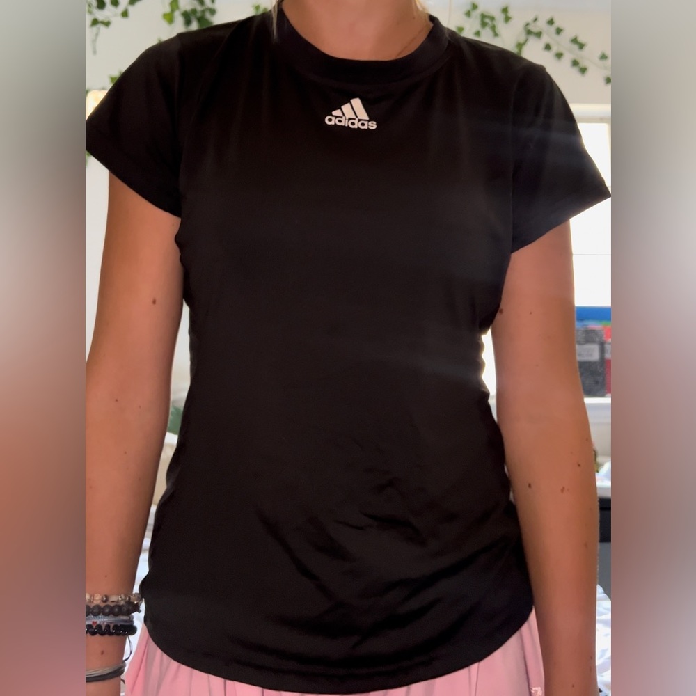 Women’s Adidas sportswear